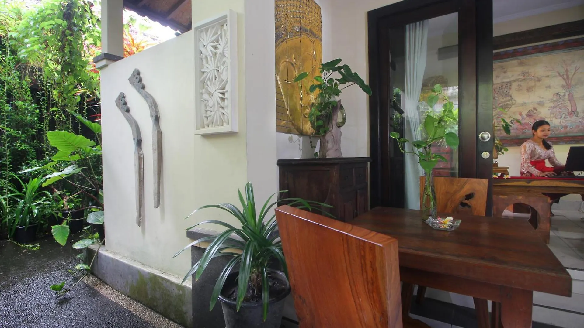 Sari Gong Guest House, A Trishula Collection Ubud Indonesia